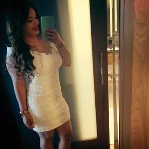 Meet your Posher, Raquel